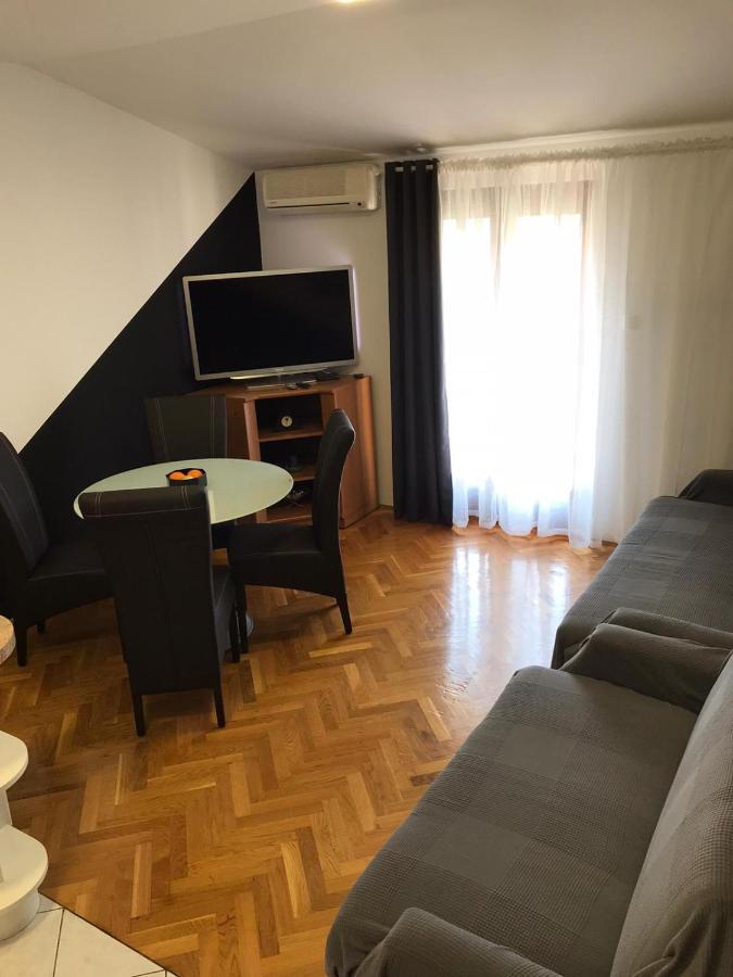 Apartman Jumic マリンスカ エクステリア 写真